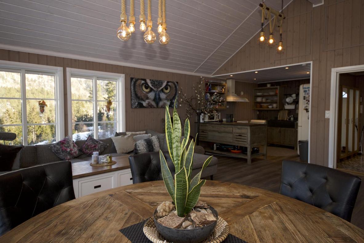 Panorama Cabin- Jacuzzi Available October 2025-May 2026 Lona Luaran gambar